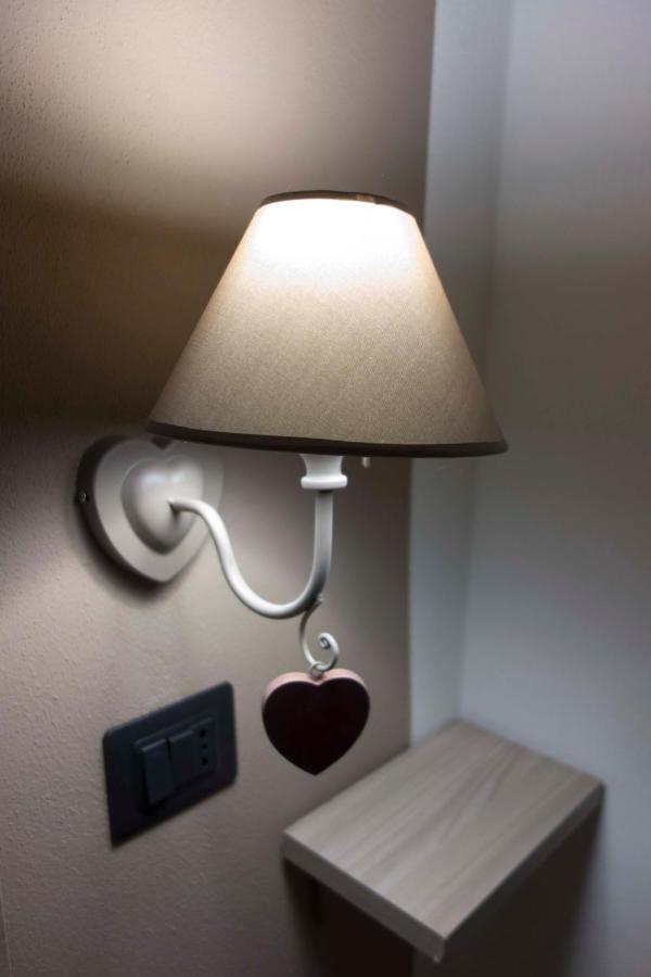 B&B La Casa Dei Cuori Millesimo Buitenkant foto