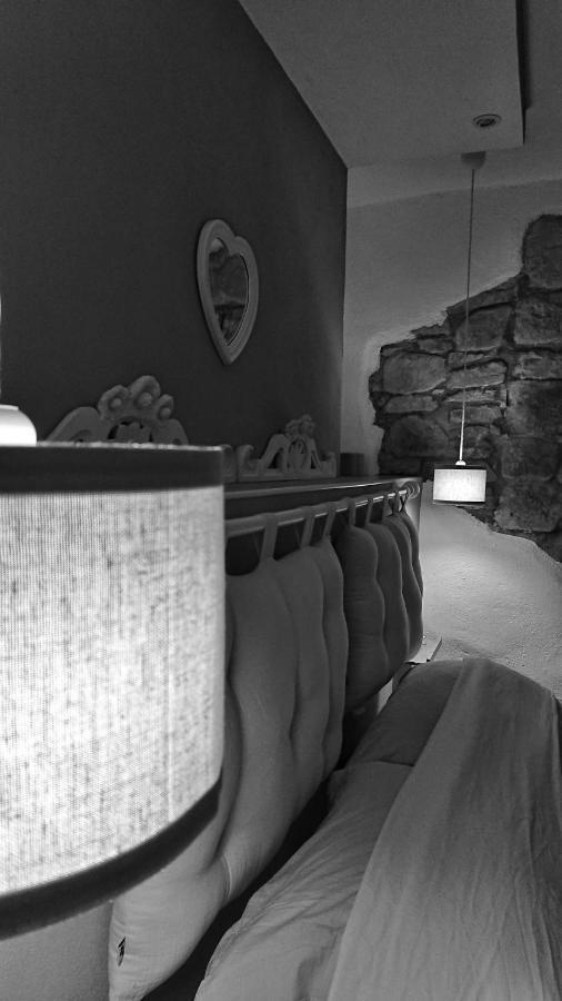B&B La Casa Dei Cuori Millesimo Buitenkant foto